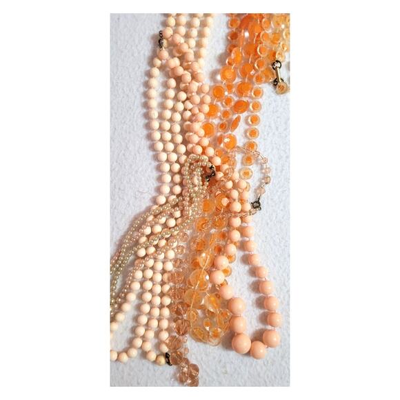 5 Pc Vintage Peach Necklace Lot Beaded Strands Acrylic Pearl Beads Mixed Lengths - Picture 4 of 7